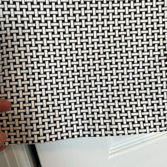 Women’s 22WP Talbots Black/White Basketweave Patterned Capris front pockets - Picture 7 of 10